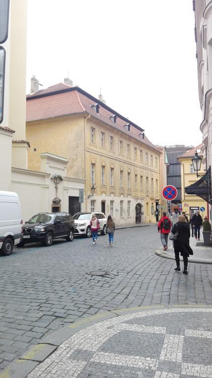 Apartment Jakubska 676 Prague Exterior photo